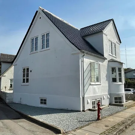 F27-k, 4 People, 4 Bedrooms, Fully Furnished Aalborg