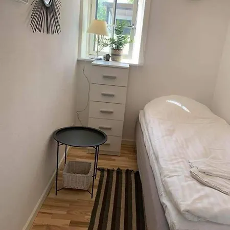 F27-k, 4 People, 4 Bedrooms, Fully Furnished Aalborg