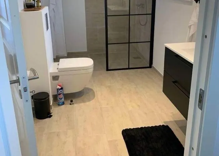 F27-k, 4 People, 4 Bedrooms, Fully Furnished * Aalborg